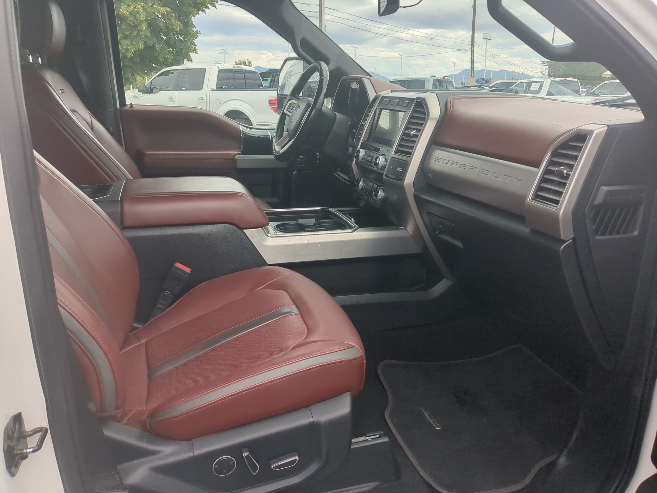 Used 2021 Ford F350 Platinum AWD/4WD image 33