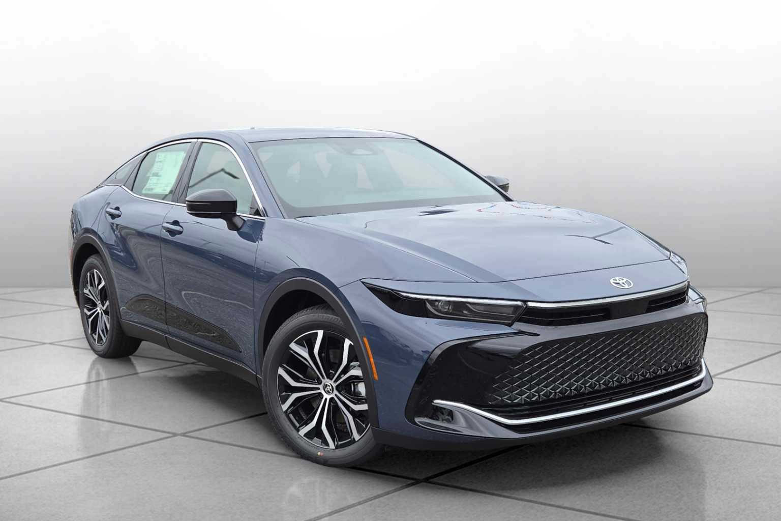 New 2026 Toyota Crown XLE image 2