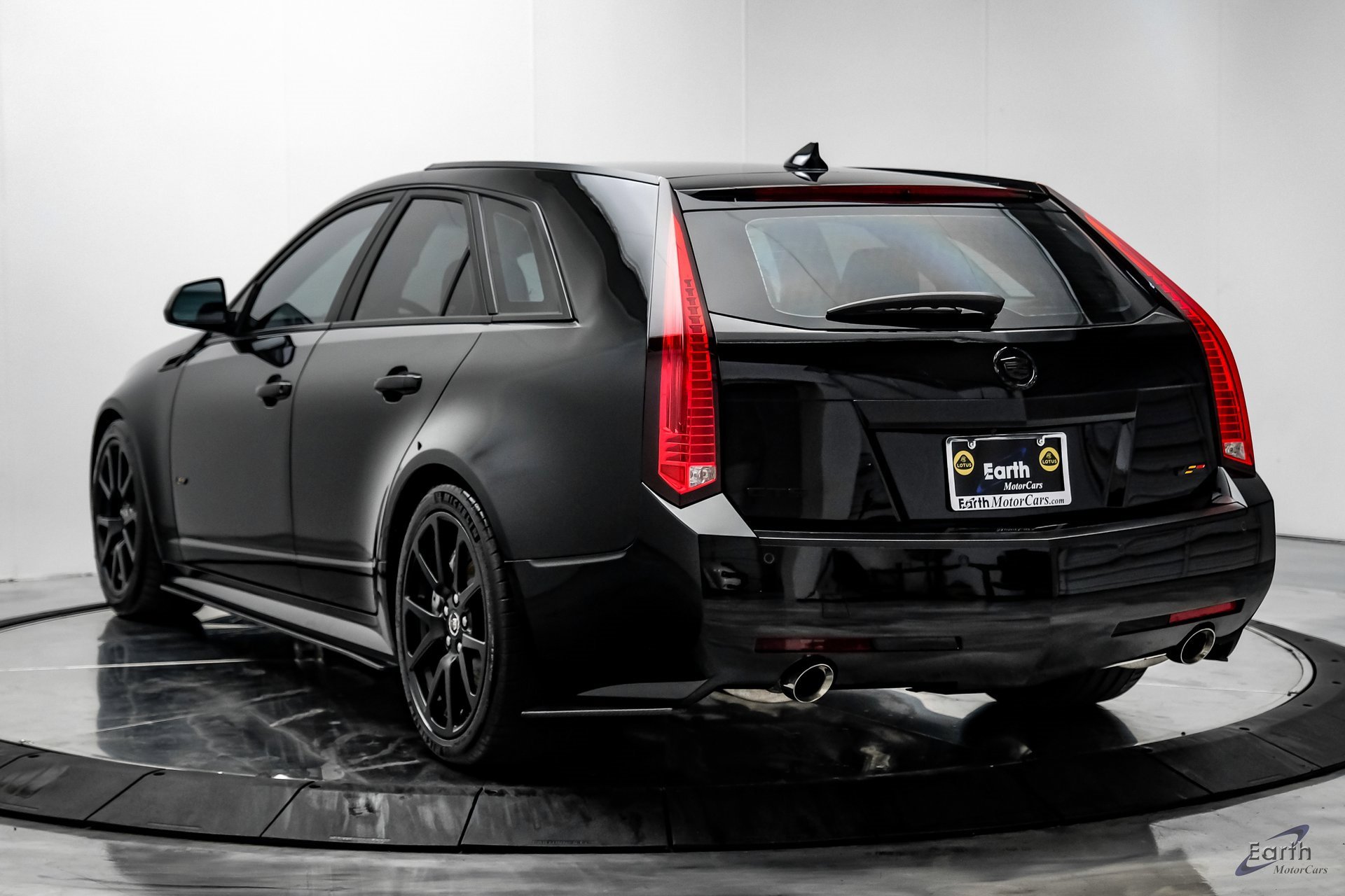 Used 2013 Cadillac CTS V image 9