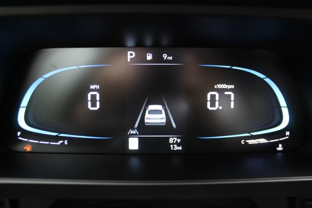 Used 2026 Hyundai Elantra Sport FWD image 15