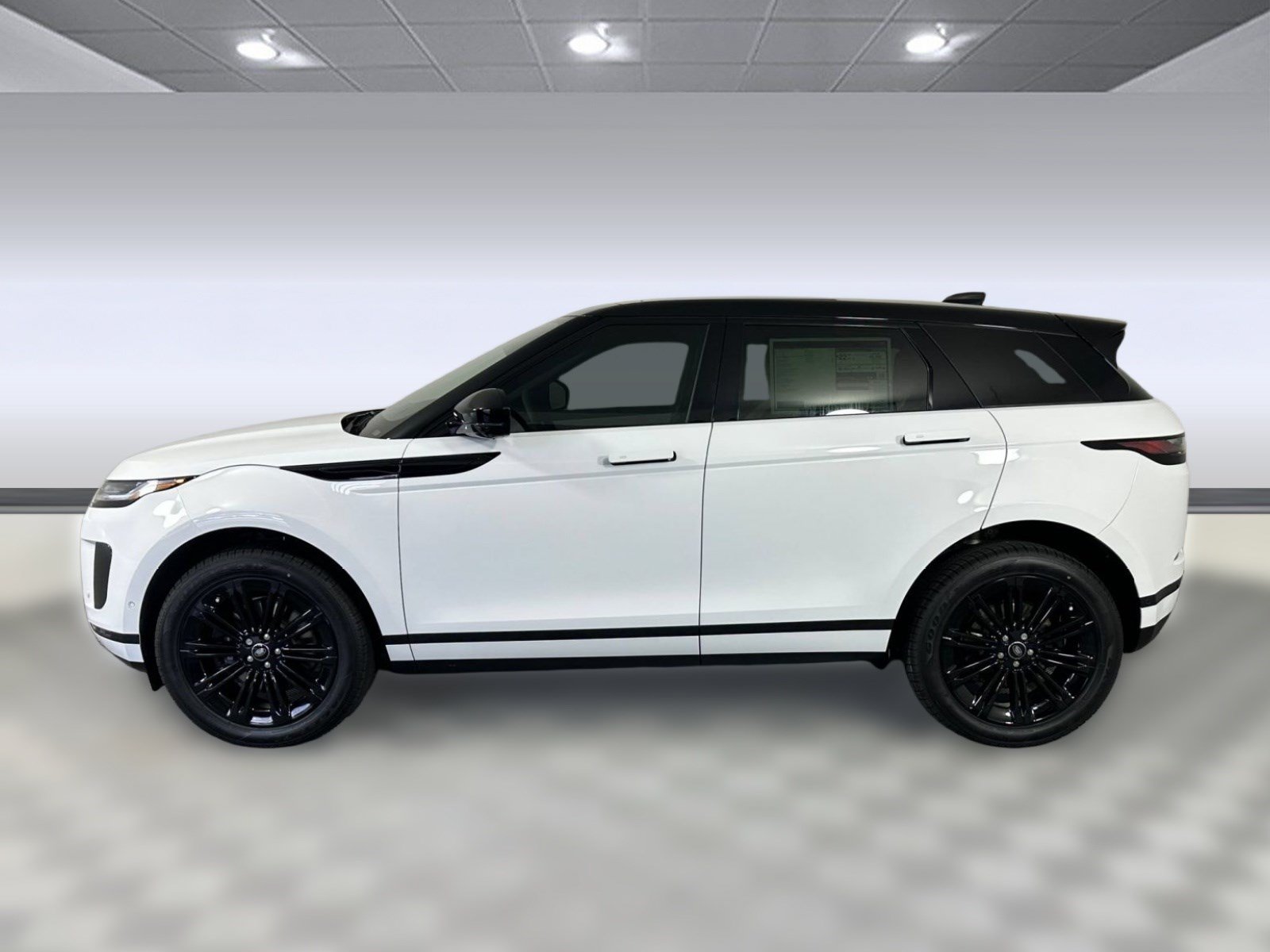 Used 2026 Land Rover Range Rover Evoque S AWD/4WD image 2