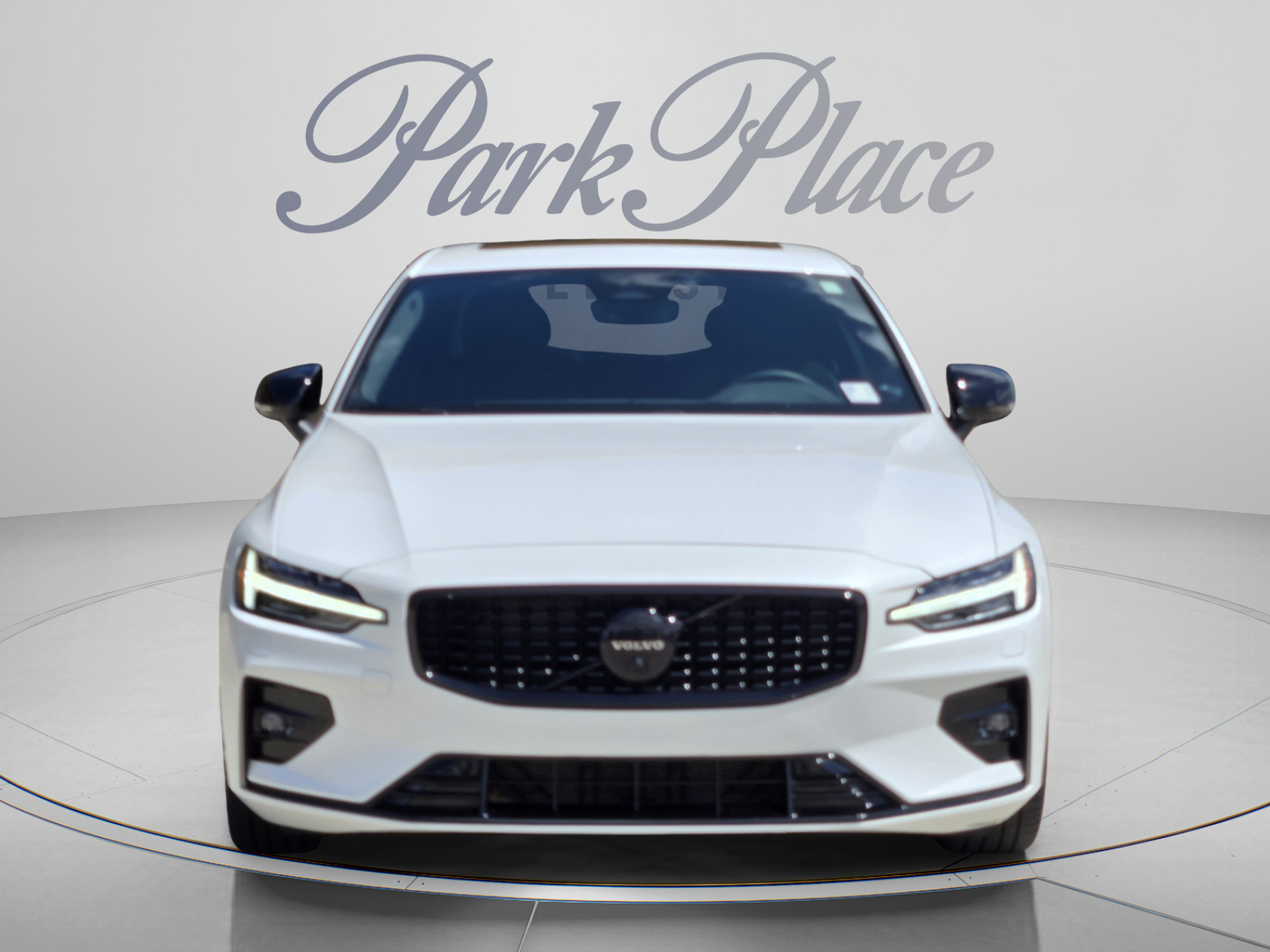Certified 2023 Volvo S60 B5 Plus w/ Climate Package AWD/4WD image 9