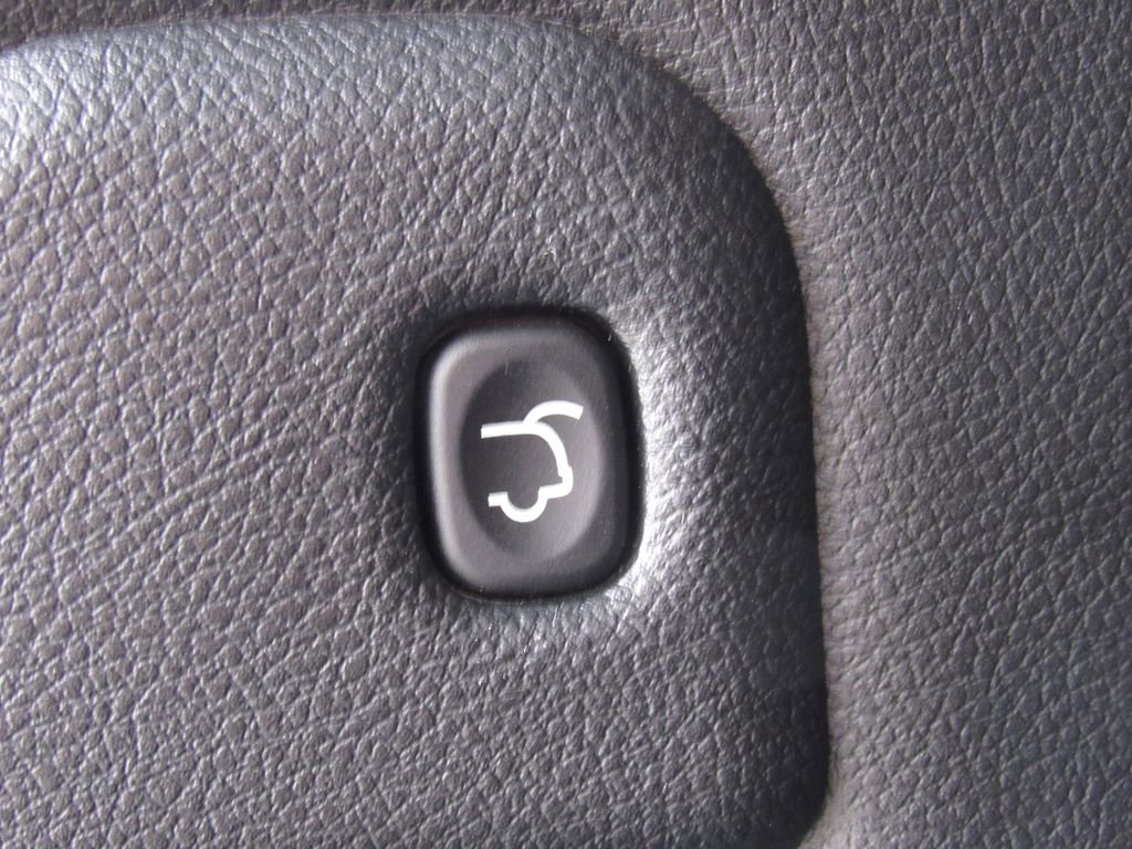 Used 2022 Dodge Durango GT image 25