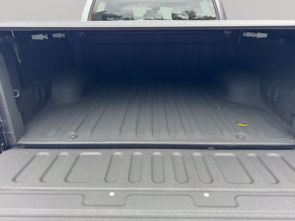 Used 2019 Toyota Tundra SR5 w/ SR5 Upgrade Package AWD/4WD image 8