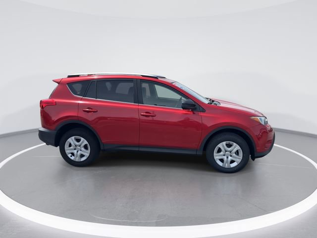Used 2015 Toyota RAV4 LE FWD image 9