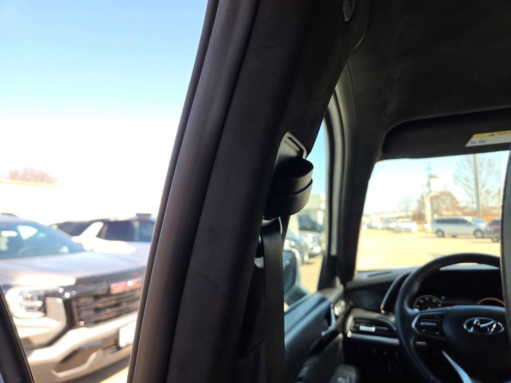 Used 2022 Hyundai Palisade Calligraphy image 32