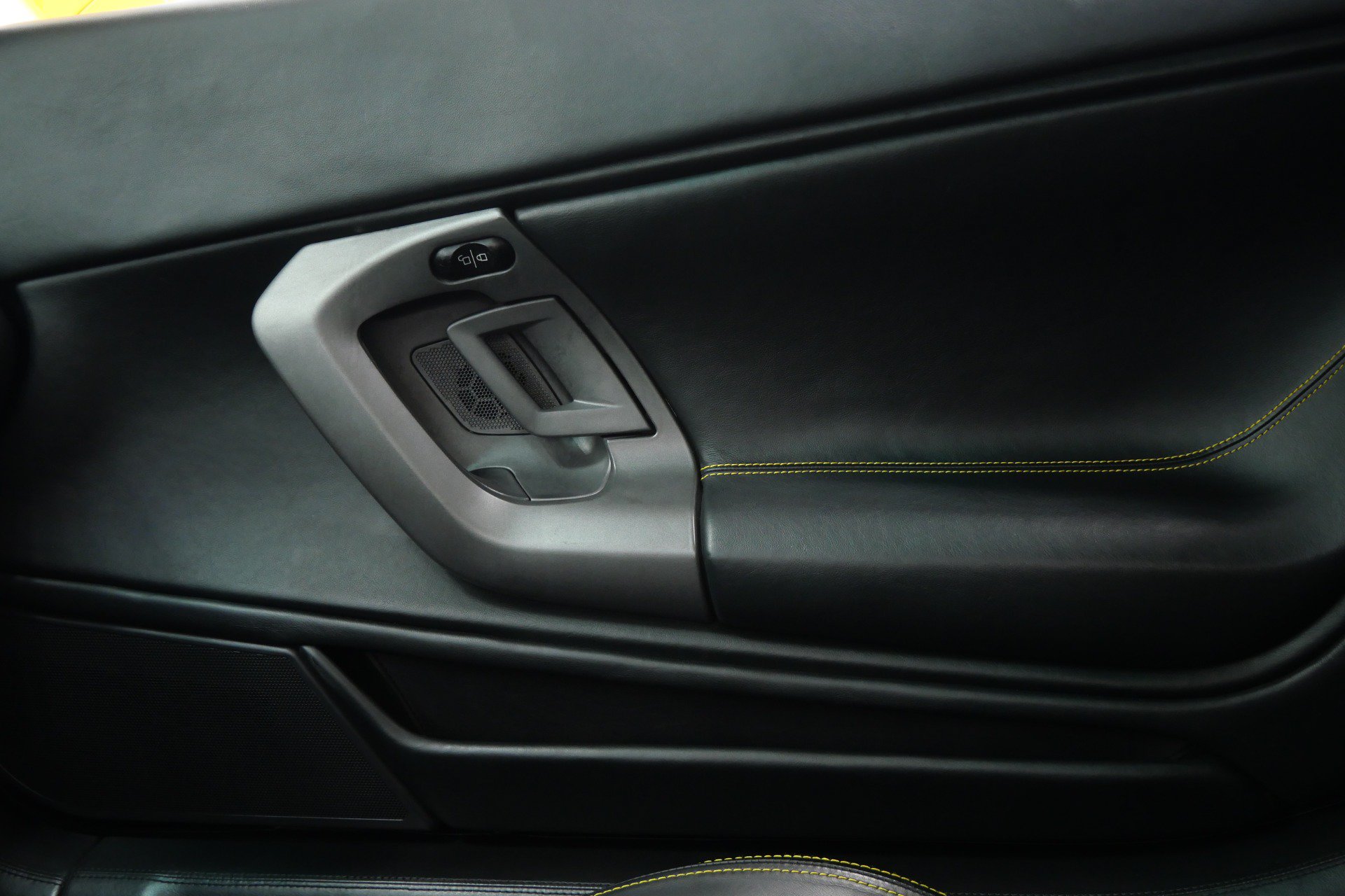 Used 2004 Lamborghini Gallardo AWD/4WD image 30