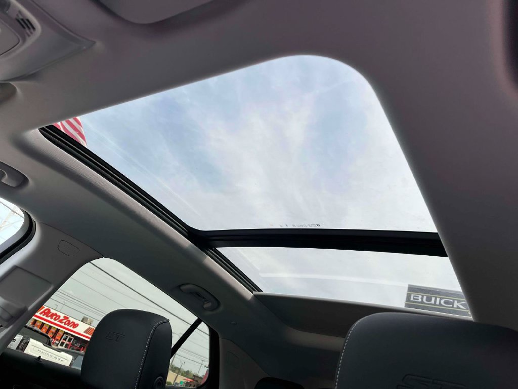 New 2026 Buick Envision Sport Touring AWD/4WD image 31
