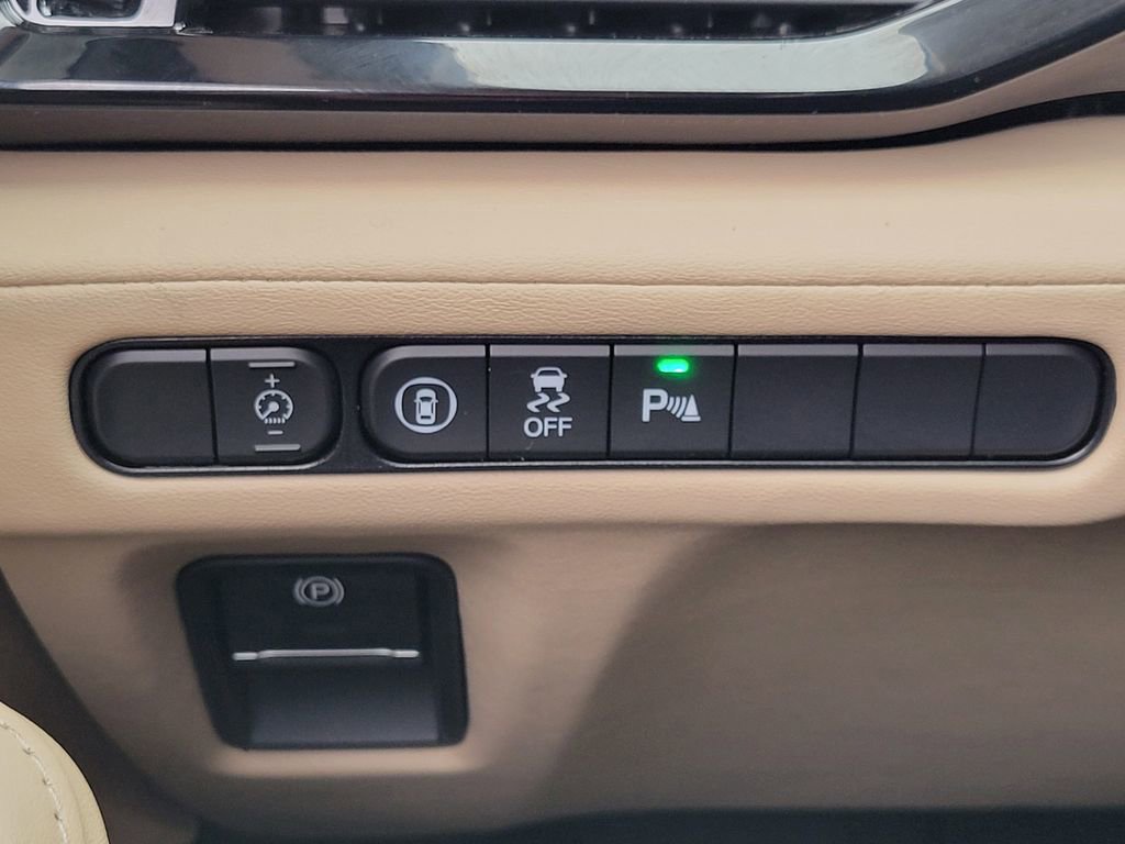 Certified 2025 Acura MDX w/ Technology Package image 22