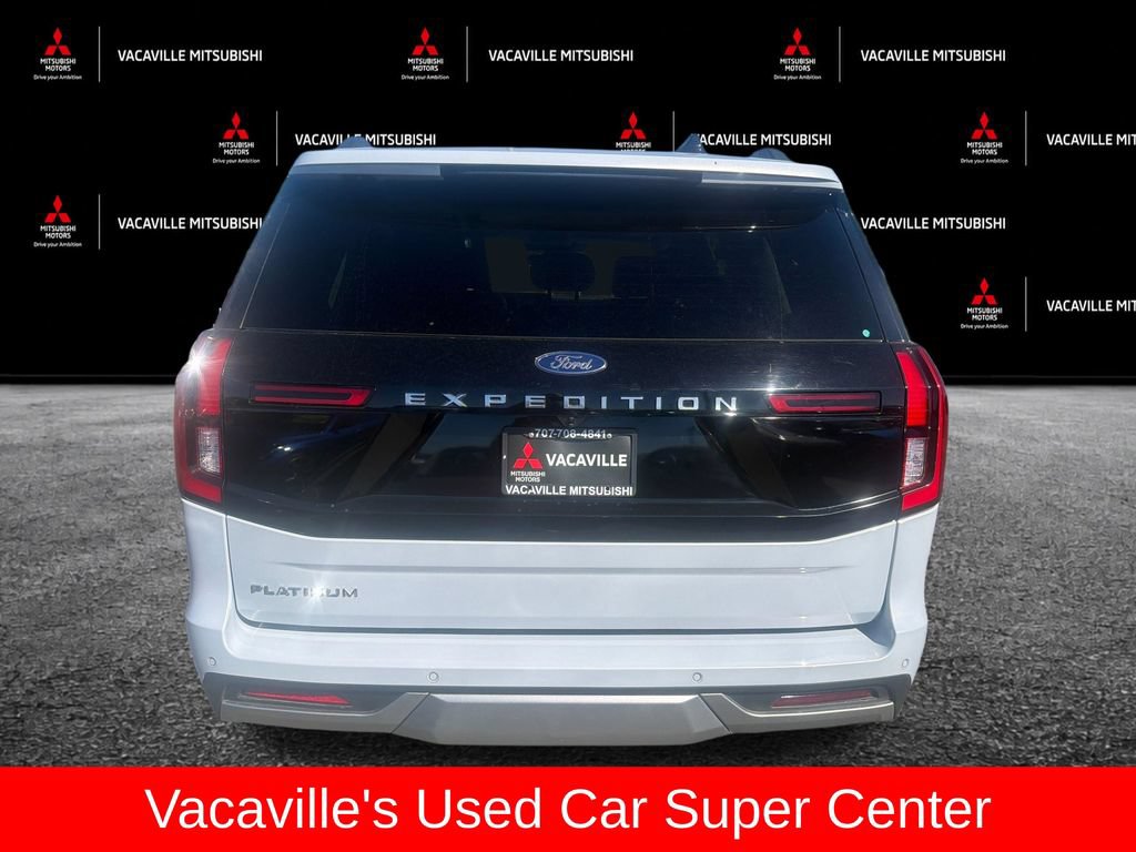 Used 2025 Ford Expedition Platinum AWD/4WD image 4