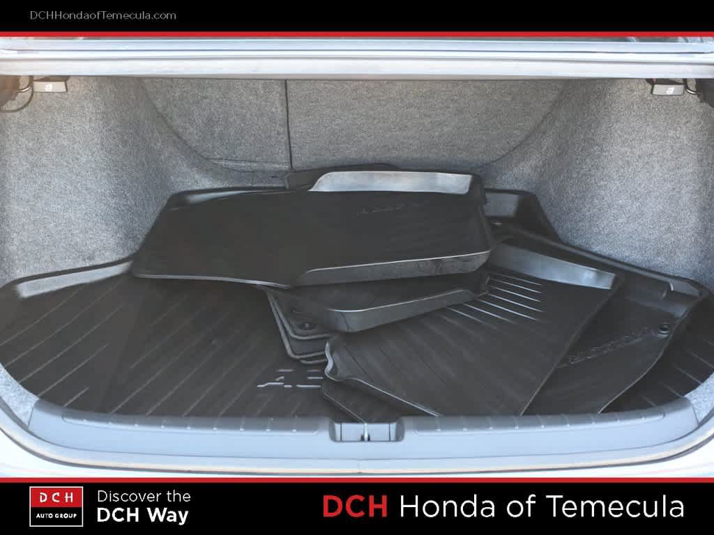 Used 2018 Honda Accord Touring image 24