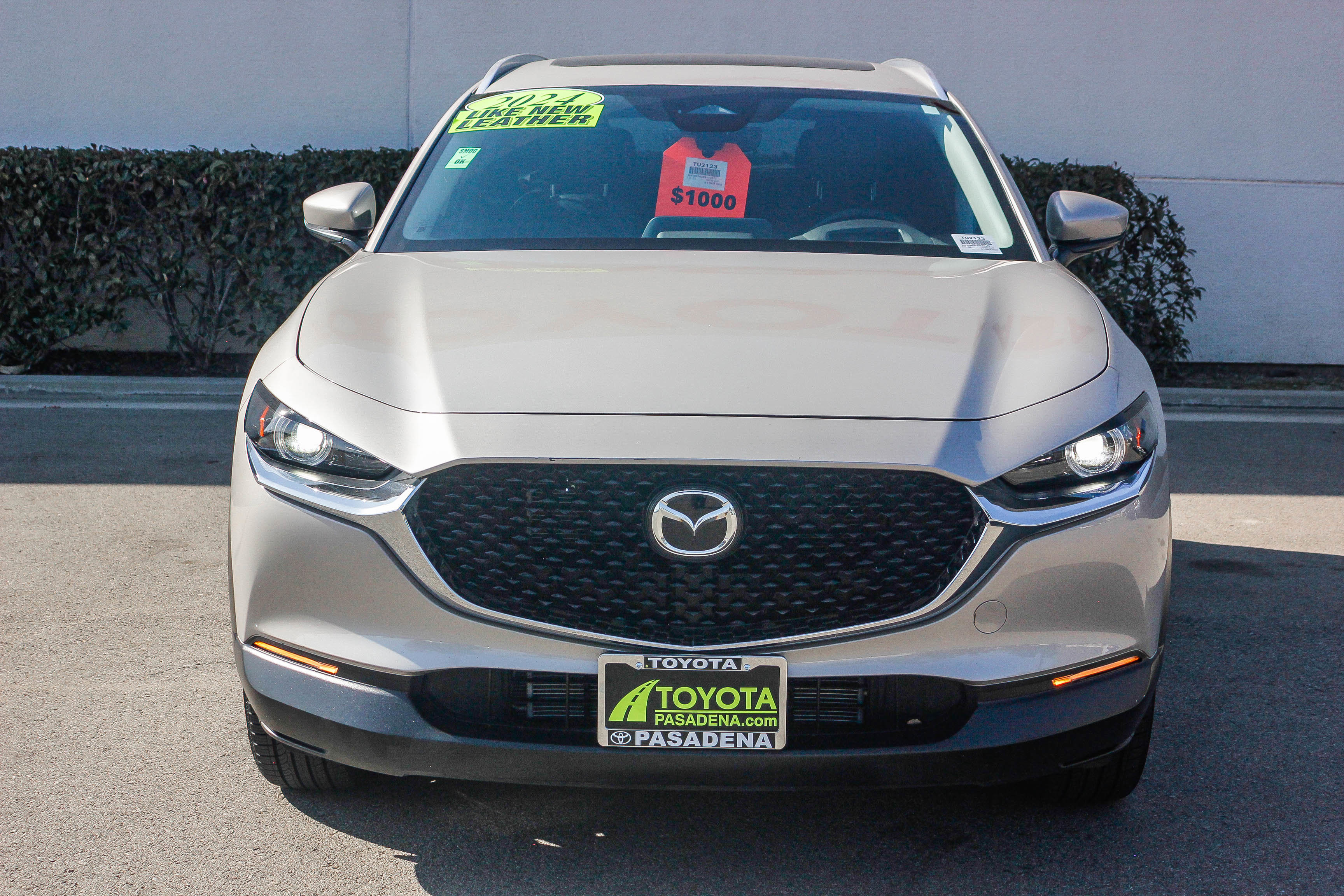 Used 2024 MAZDA CX-30 AWD 2.5 S w/ Premium Package image 2