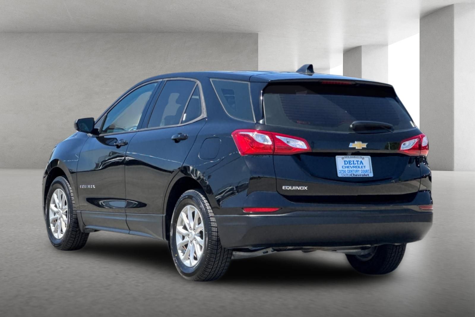 Used 2019 Chevrolet Equinox LS FWD image 6