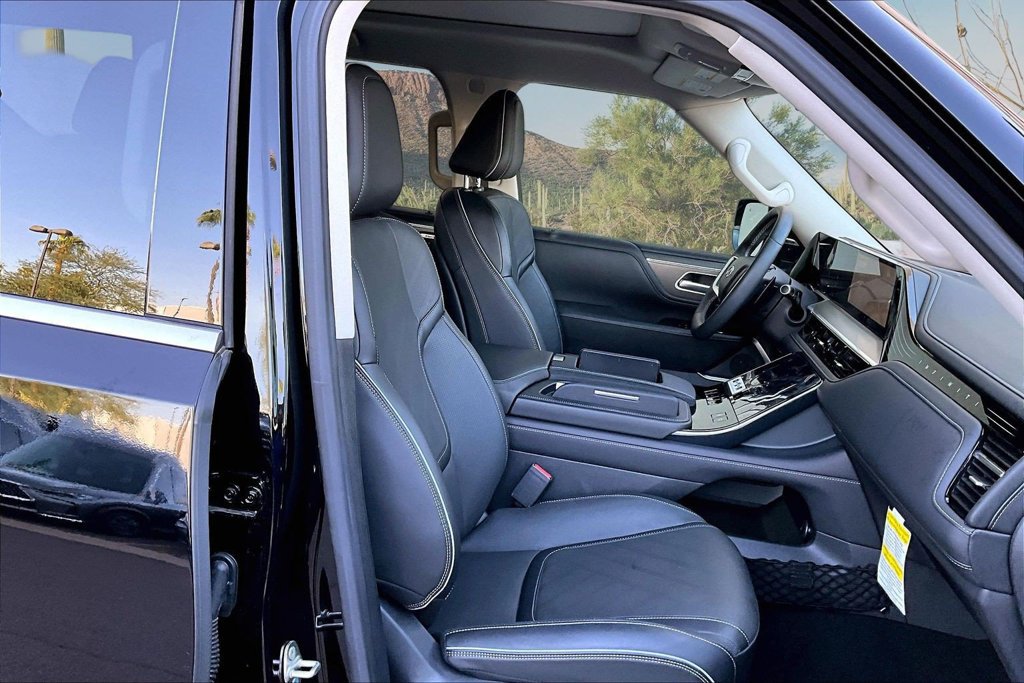 Used 2026 INFINITI QX80 Luxe w/ Cargo Package RWD image 7