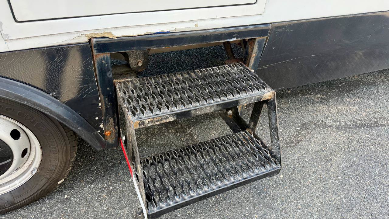 Used 2020 Ford Transit 350 w/ Upfitter Package RWD image 15