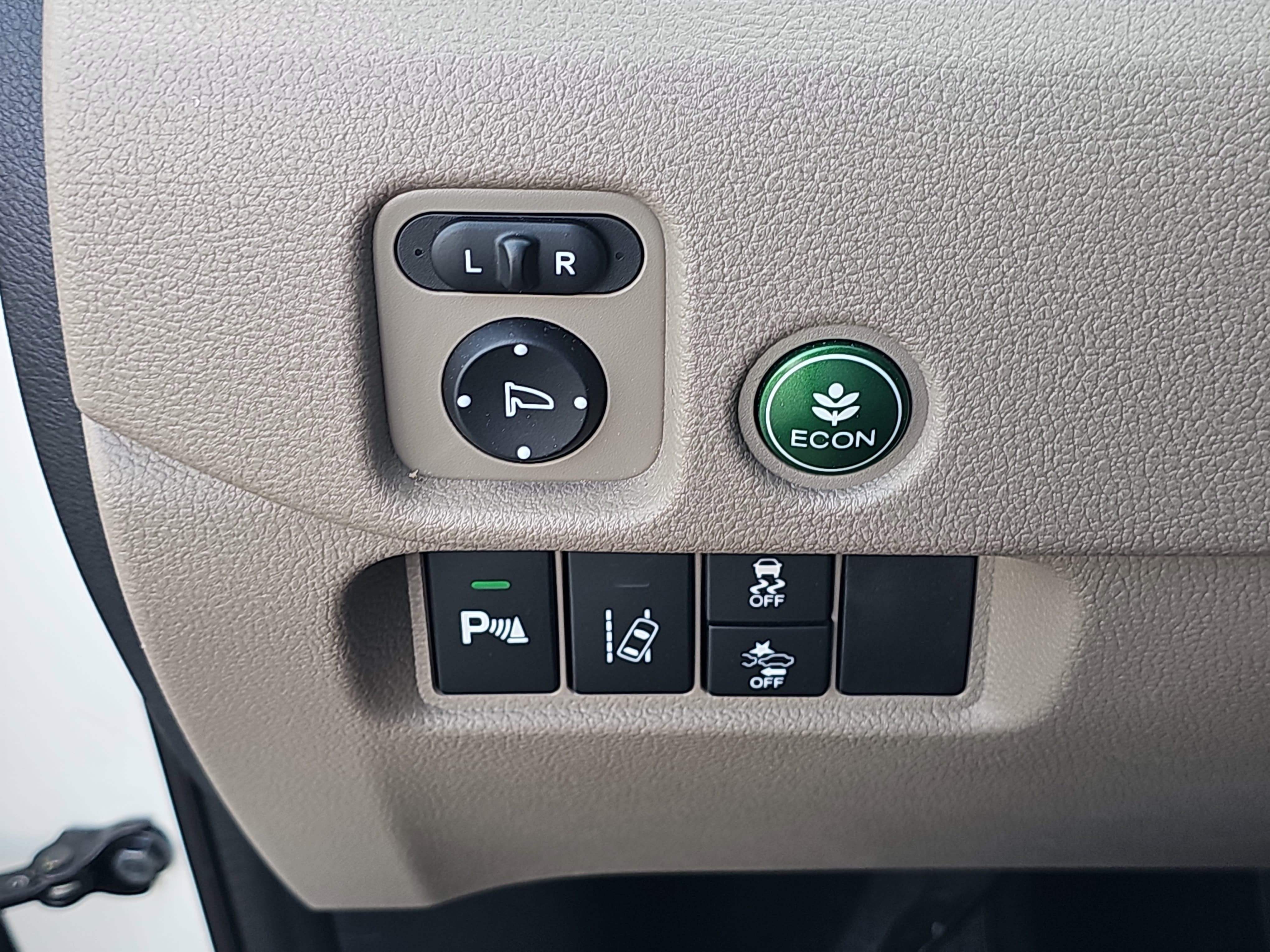 Used 2018 Honda Pilot Touring image 23