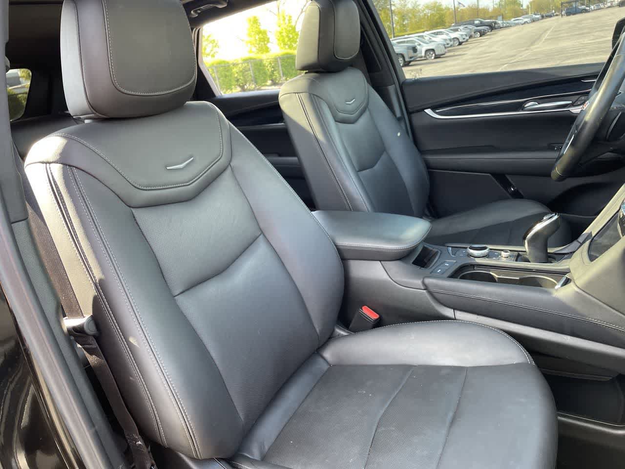 Used 2024 Cadillac XT5 Premium Luxury AWD/4WD image 14