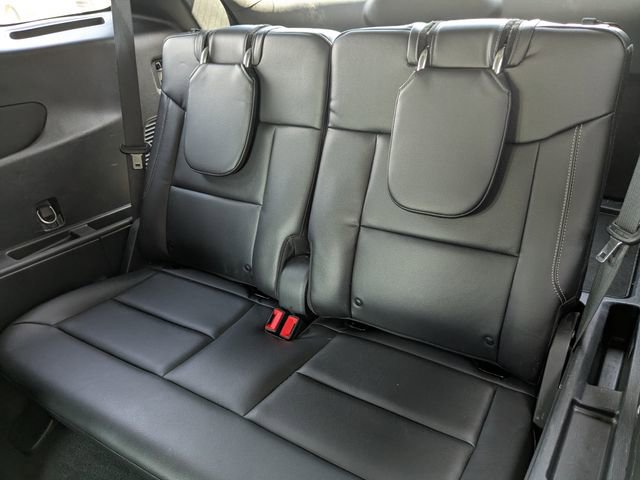 Used 2022 Ford Explorer Limited w/ Equipment Group 301A image 27