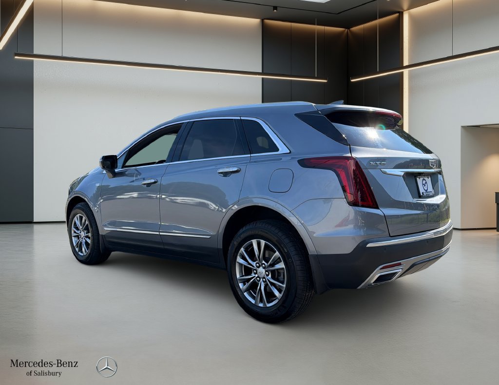Used 2021 Cadillac XT5 Premium Luxury w/ LPO, Floor Liner Package FWD image 6