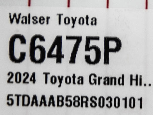 Used 2024 Toyota Grand Highlander AWD image 28