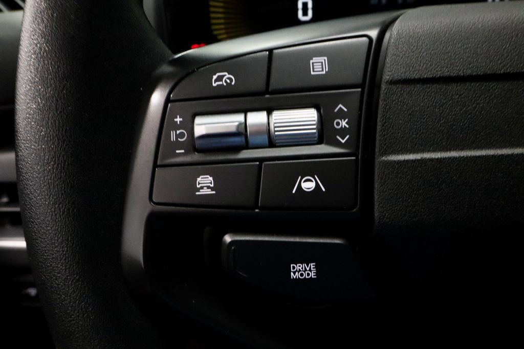 Used 2025 Kia K4 FWD image 26