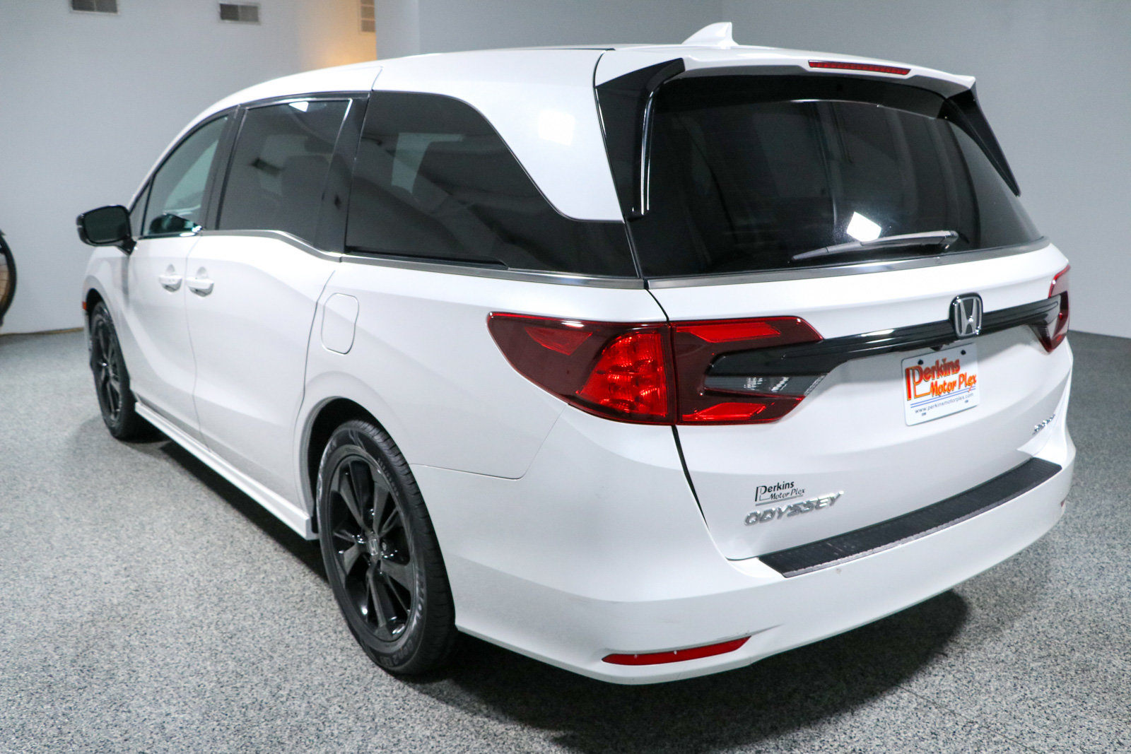 Used 2023 Honda Odyssey Sport image 9