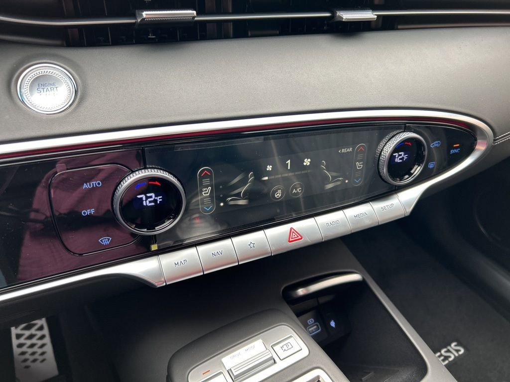 Certified 2025 Genesis GV70 3.5T Sport w/ Sport Prestige Package image 23