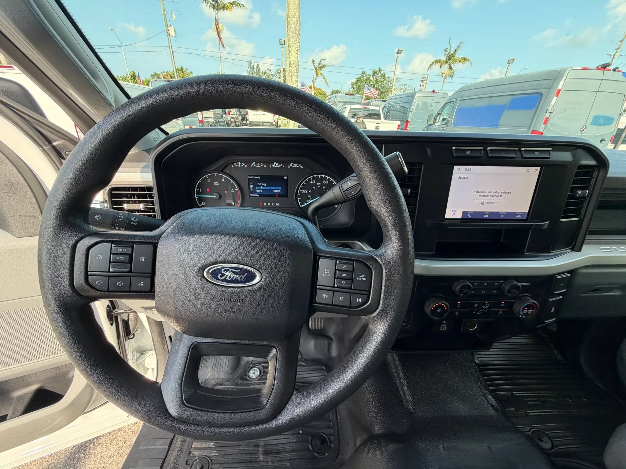 Used 2024 Ford F350 XL AWD/4WD image 11
