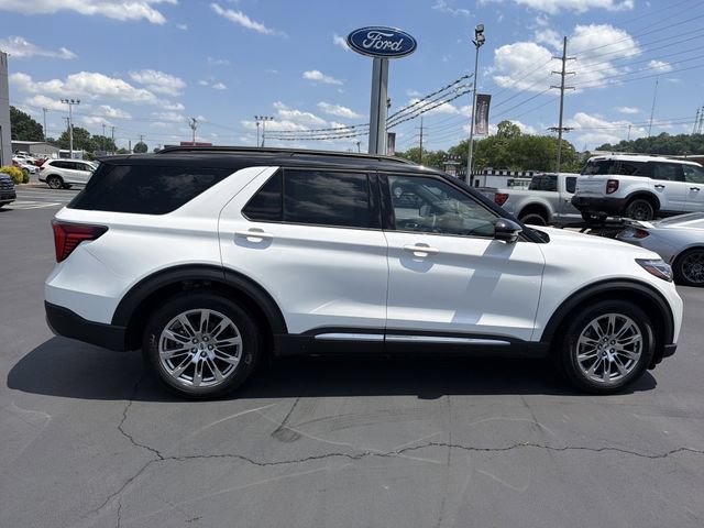 New 2026 Ford Explorer Platinum RWD image 3