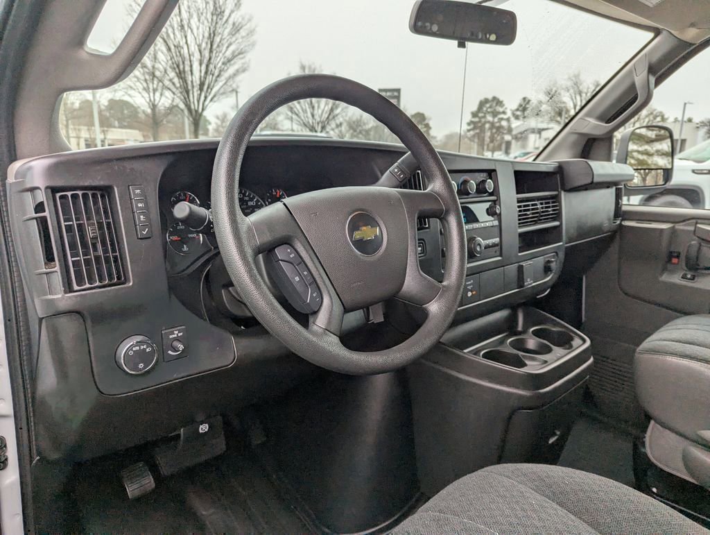 Used 2024 Chevrolet Express 2500 w/ Driver Convenience Package image 18