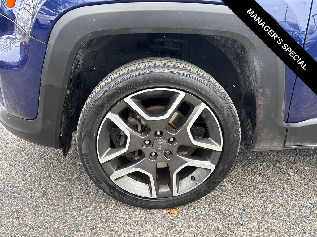 Used 2020 Jeep Renegade Latitude AWD/4WD image 10