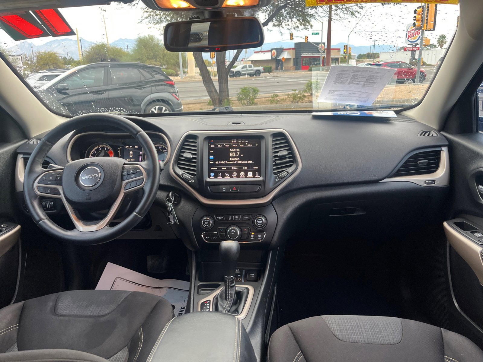 Used 2017 Jeep Cherokee Latitude w/ Safety/Convenience Group image 20