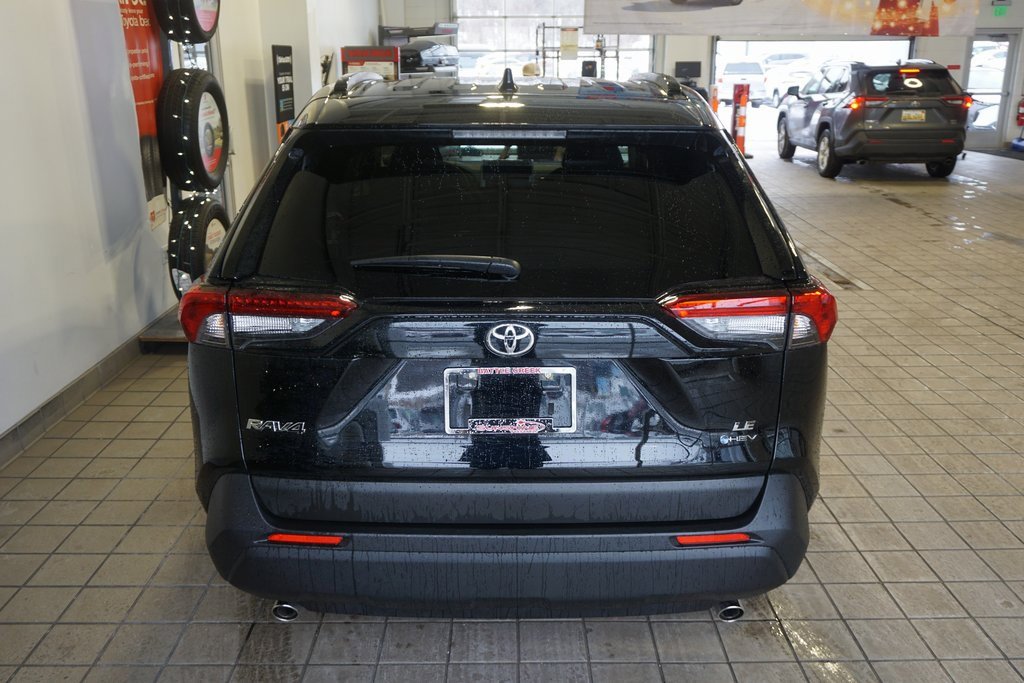 New 2025 Toyota RAV4 LE image 16