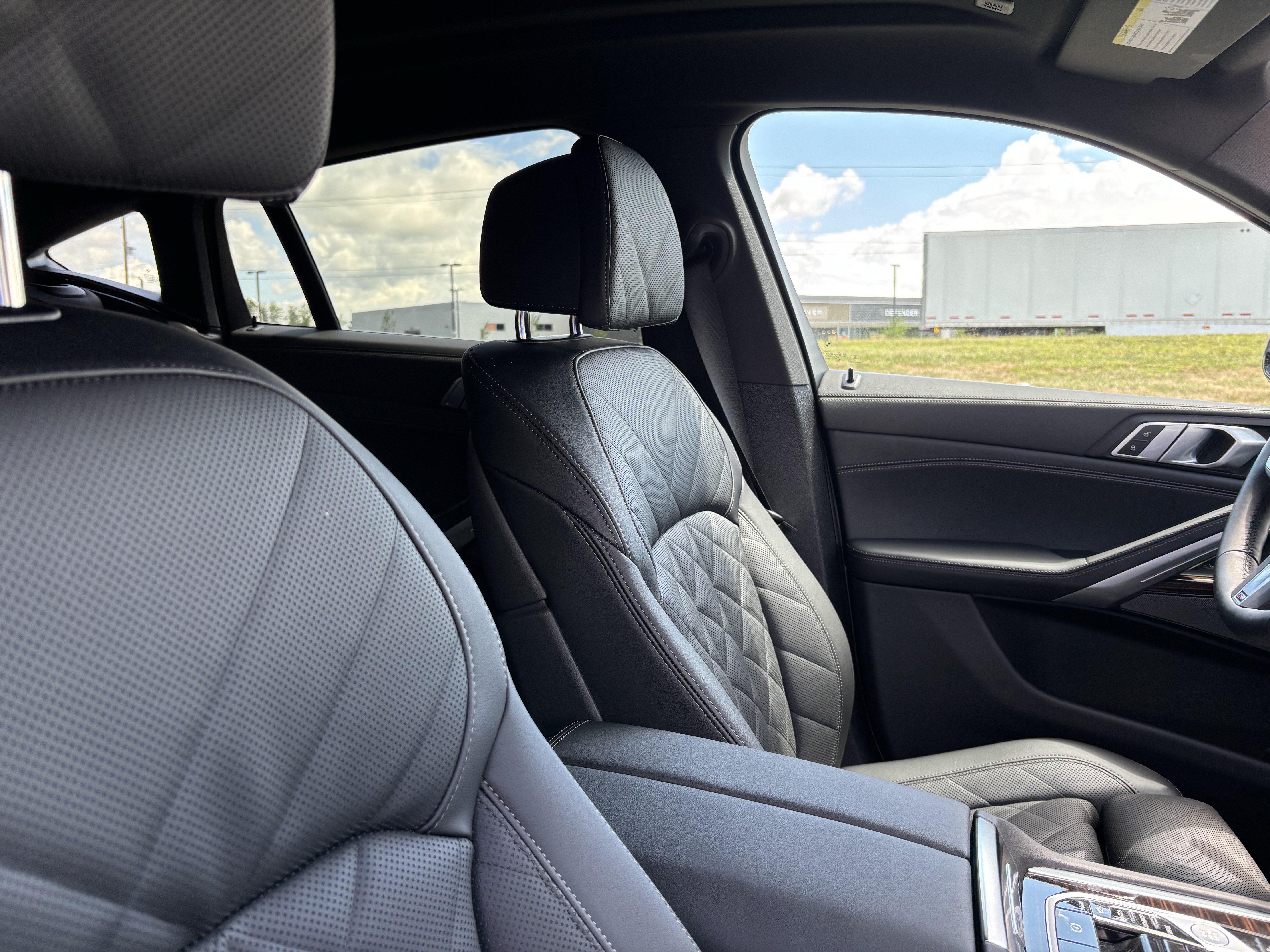 Certified 2026 BMW X6 xDrive40i AWD/4WD image 35