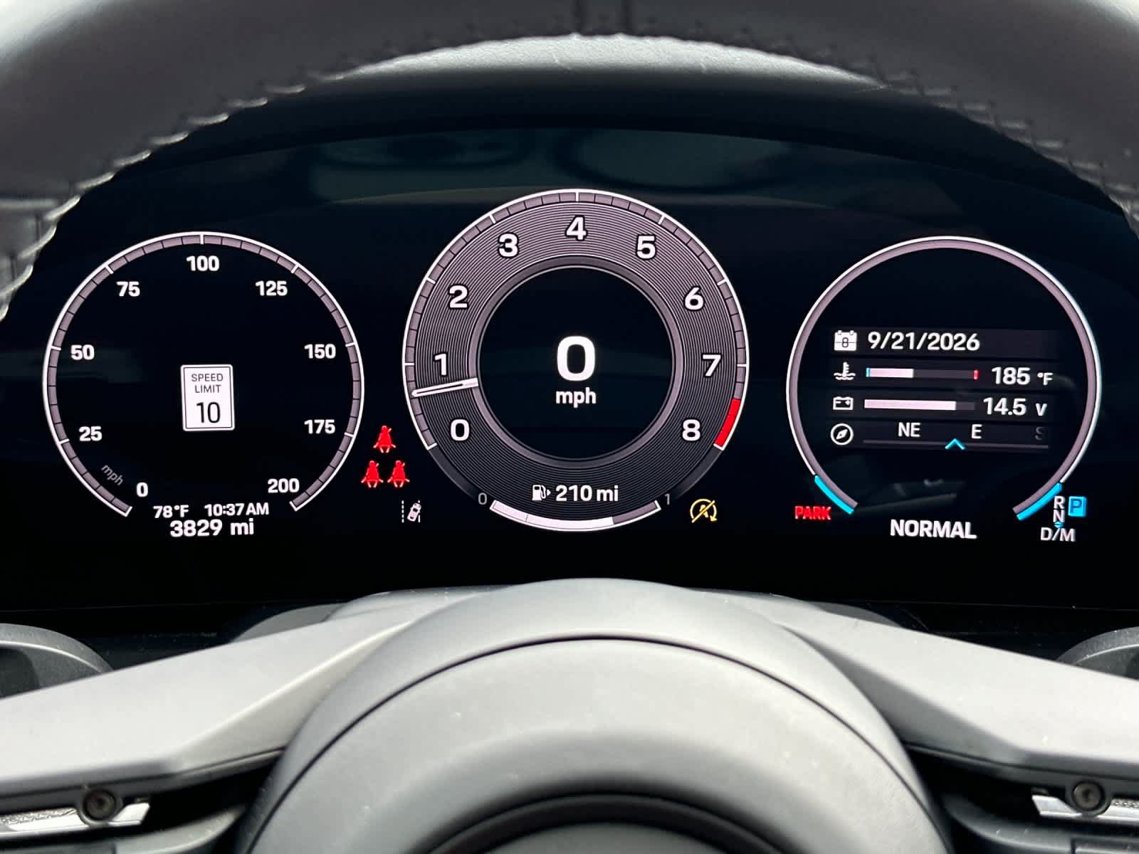 Certified 2025 Porsche 911 Carrera RWD image 28