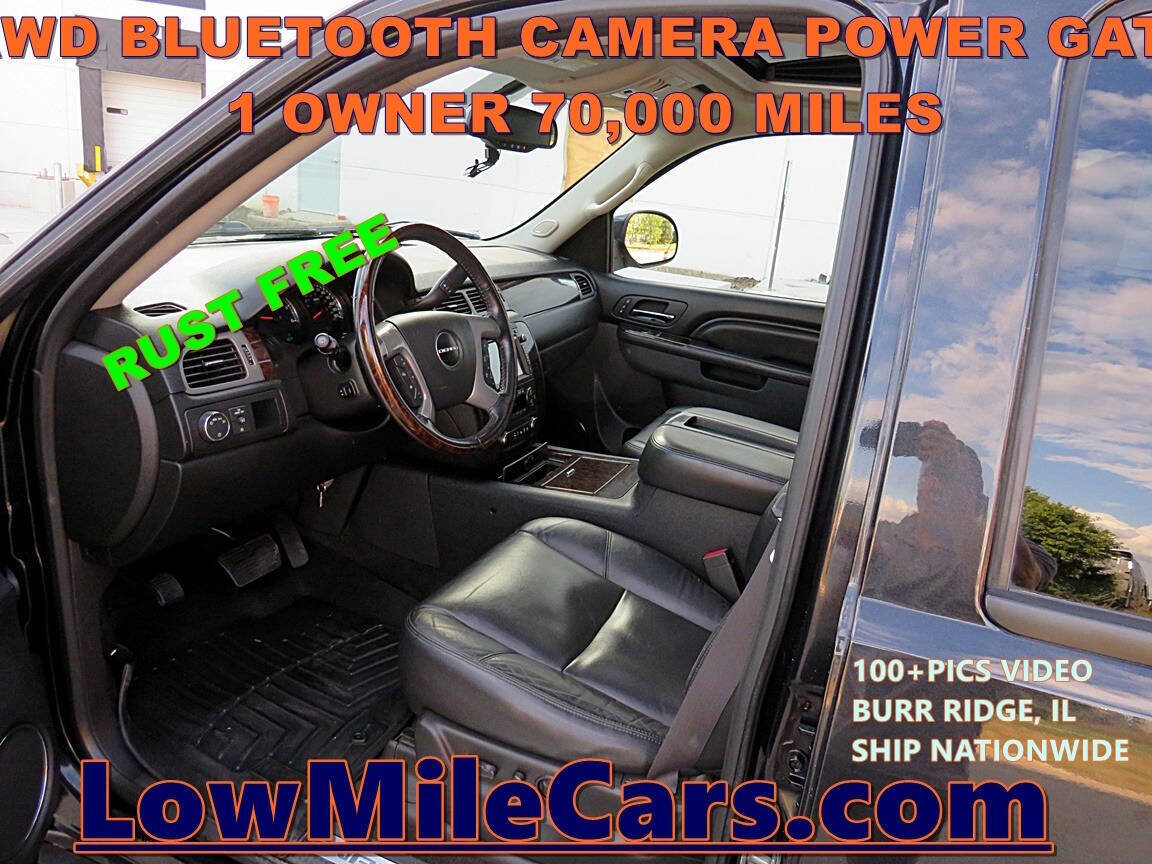 Used 2011 GMC Yukon Denali image 2