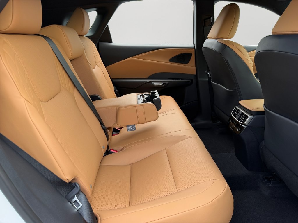 New 2026 Lexus RX 350h AWD/4WD image 6