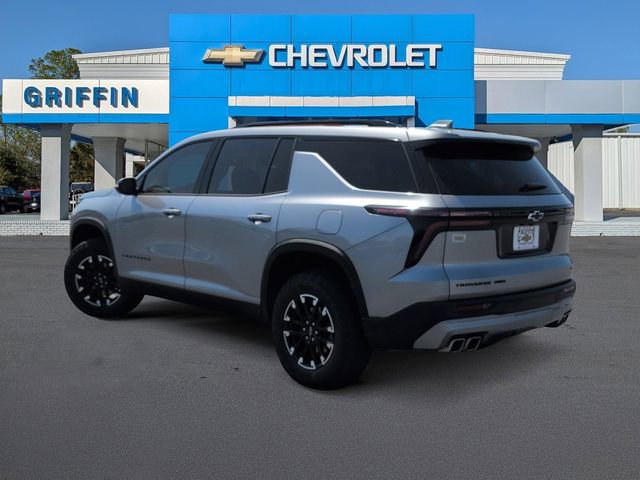 Used 2025 Chevrolet Traverse Z71 image 9