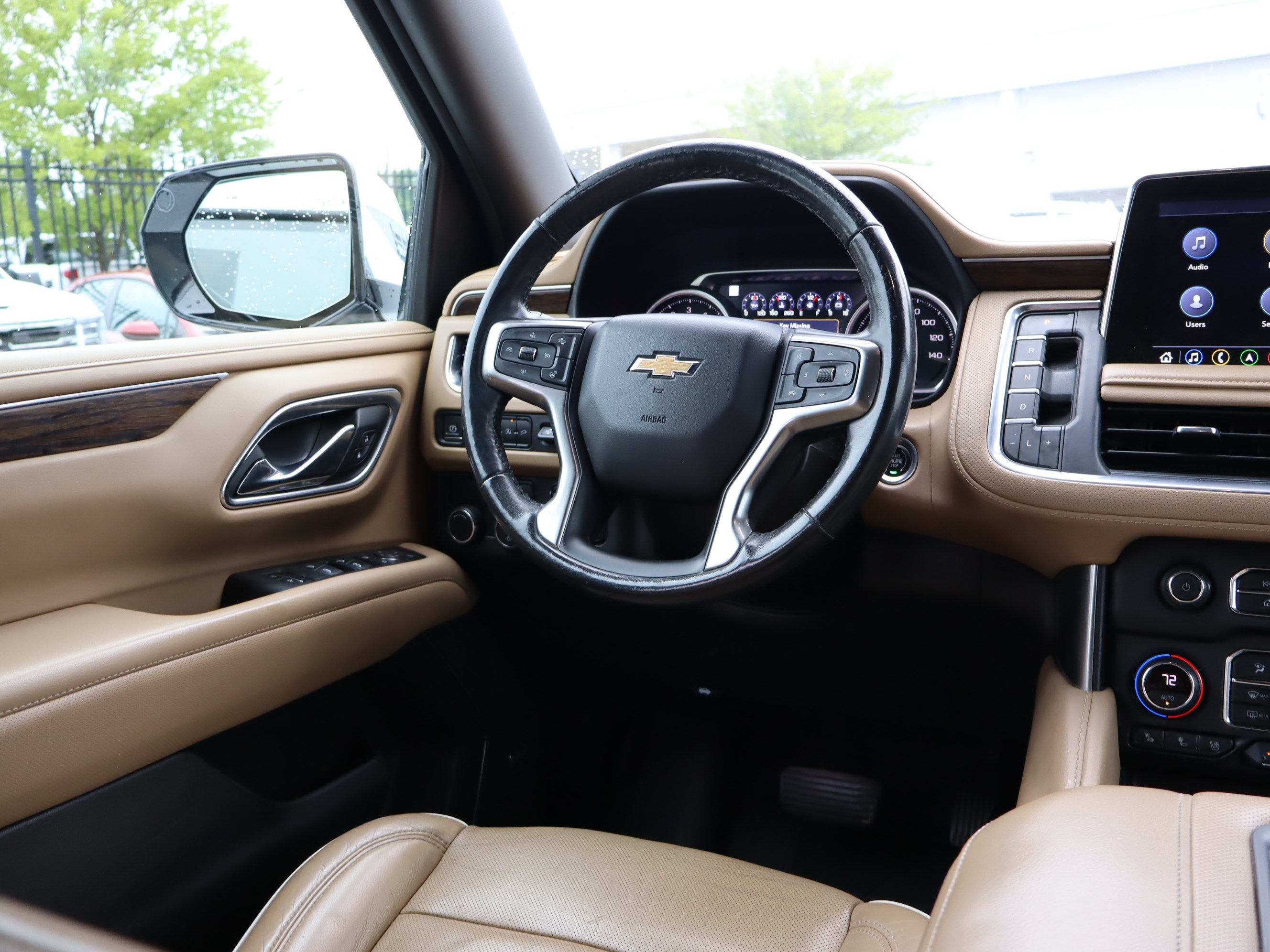 Used 2021 Chevrolet Tahoe Premier w/ Premium Package RWD image 14