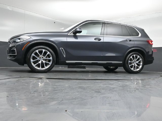 Used 2019 BMW X5 xDrive40i w/ Convenience Package AWD/4WD image 42