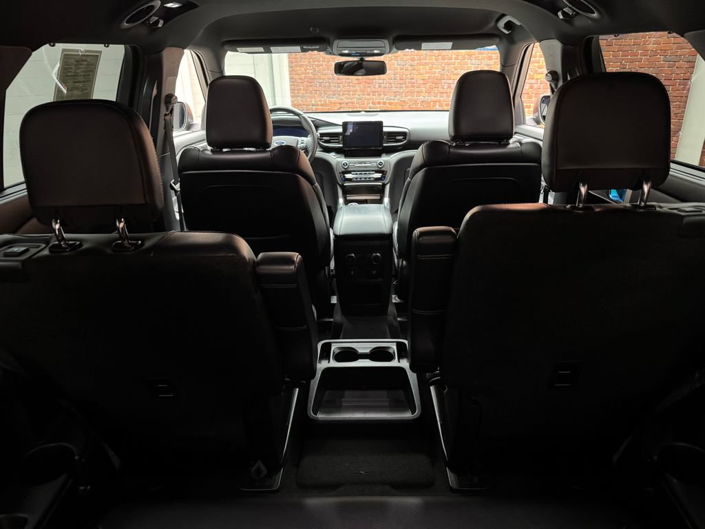 Used 2020 Ford Explorer ST AWD/4WD image 30