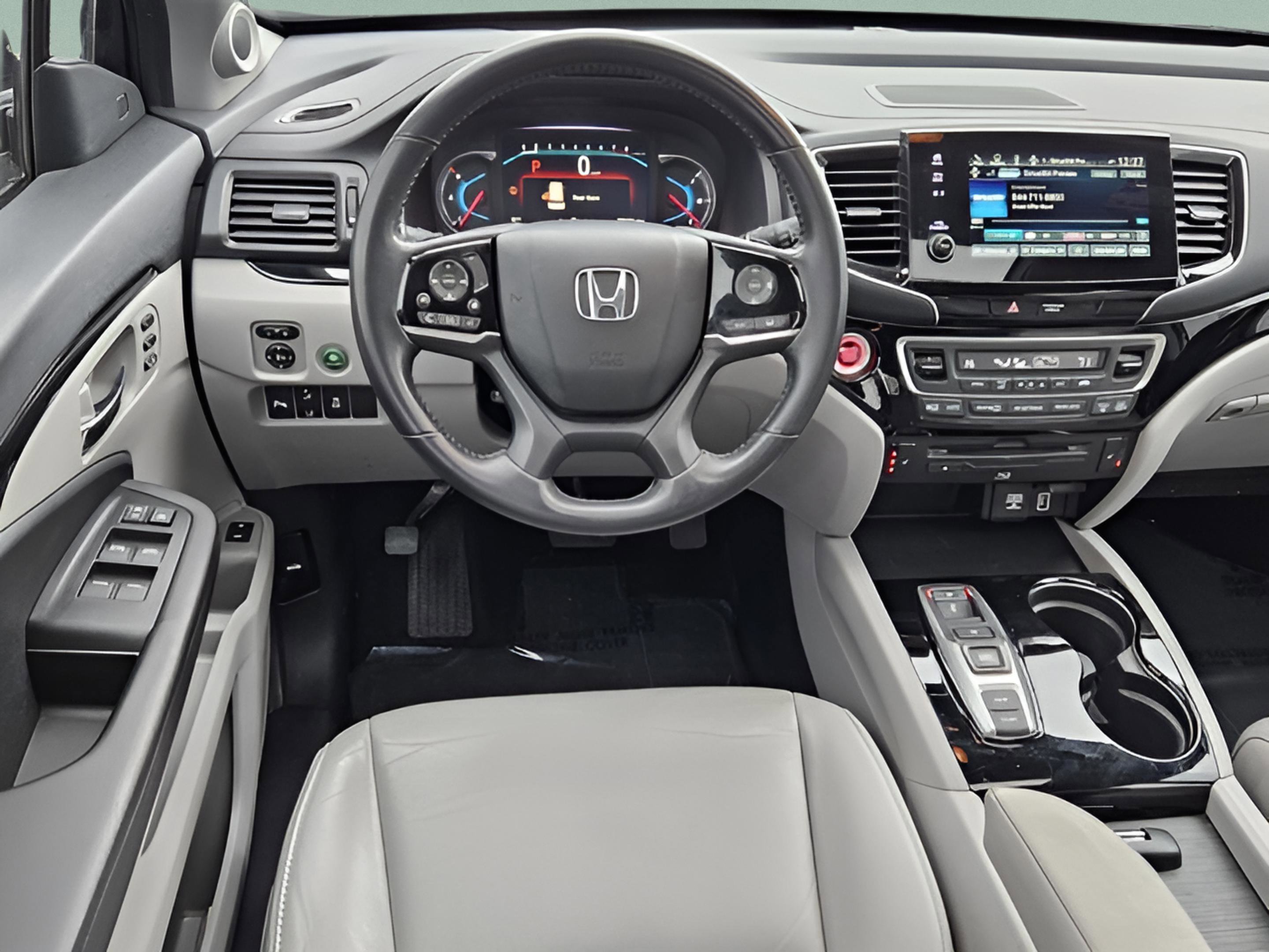 Used 2022 Honda Pilot Touring image 12