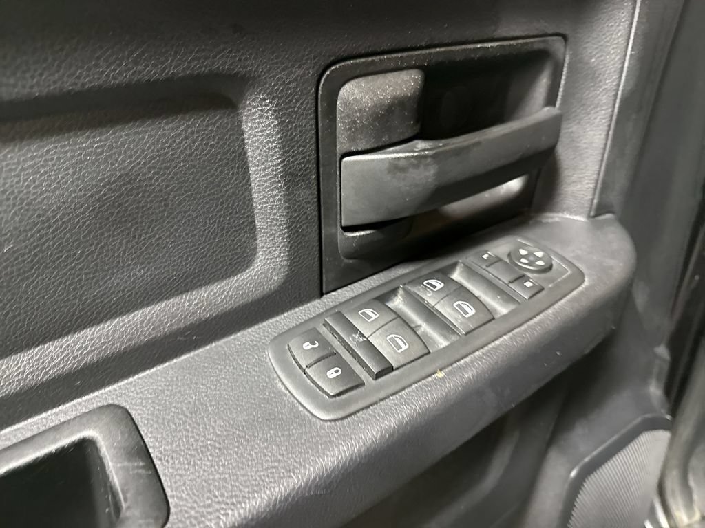 Used 2016 RAM 1500 Express w/ Popular Equipment Group AWD/4WD image 19