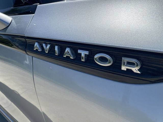 Used 2023 Lincoln Aviator Reserve w/ Equipment Group 201A AWD/4WD image 33