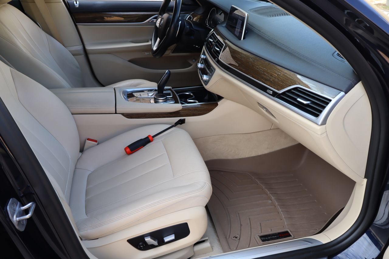 Used 2018 BMW 740i RWD image 16