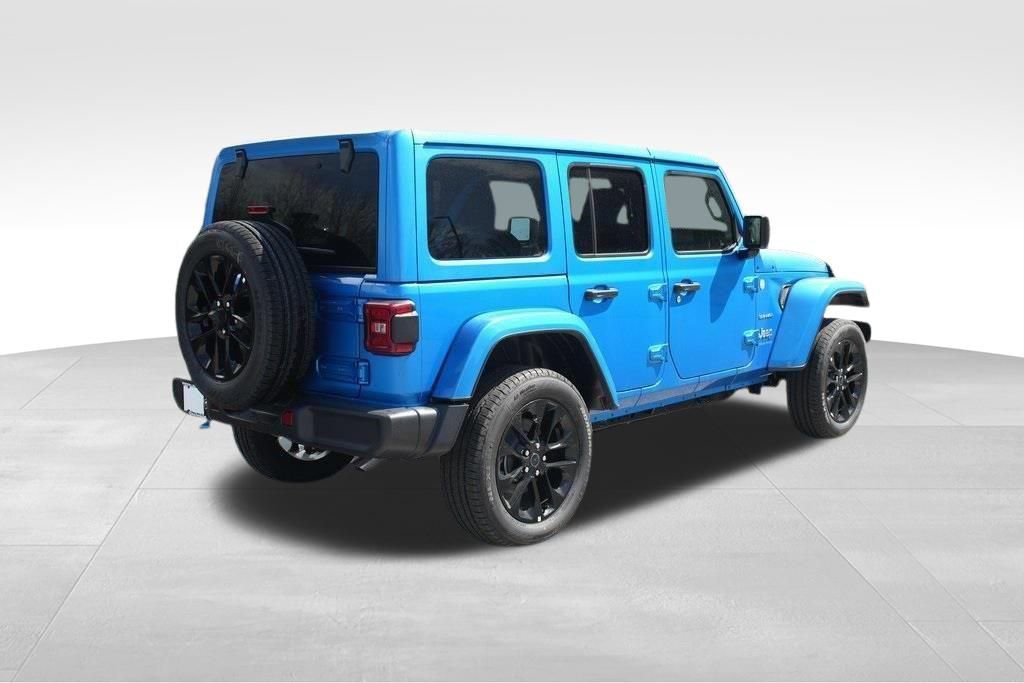 Used 2024 Jeep Wrangler Unlimited Sahara image 6