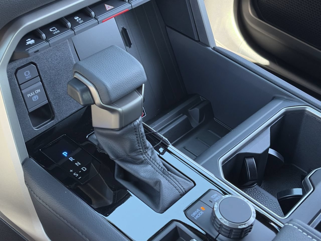 New 2026 Toyota Tundra Limited AWD/4WD image 12