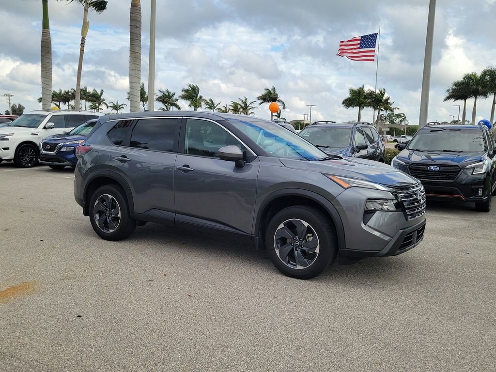 Certified 2026 Nissan Rogue SV image 2