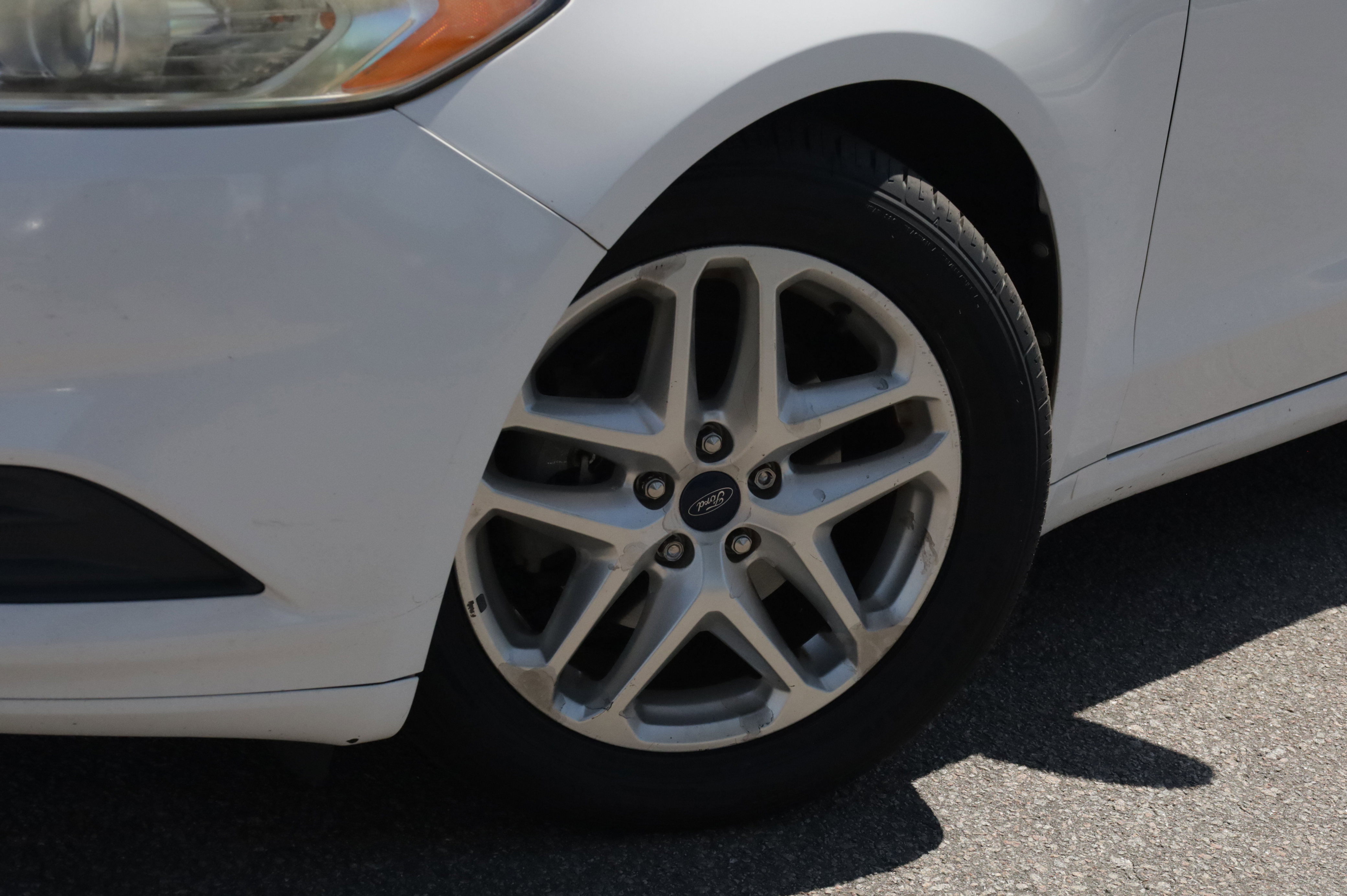 Used 2013 Ford Fusion SE FWD image 17