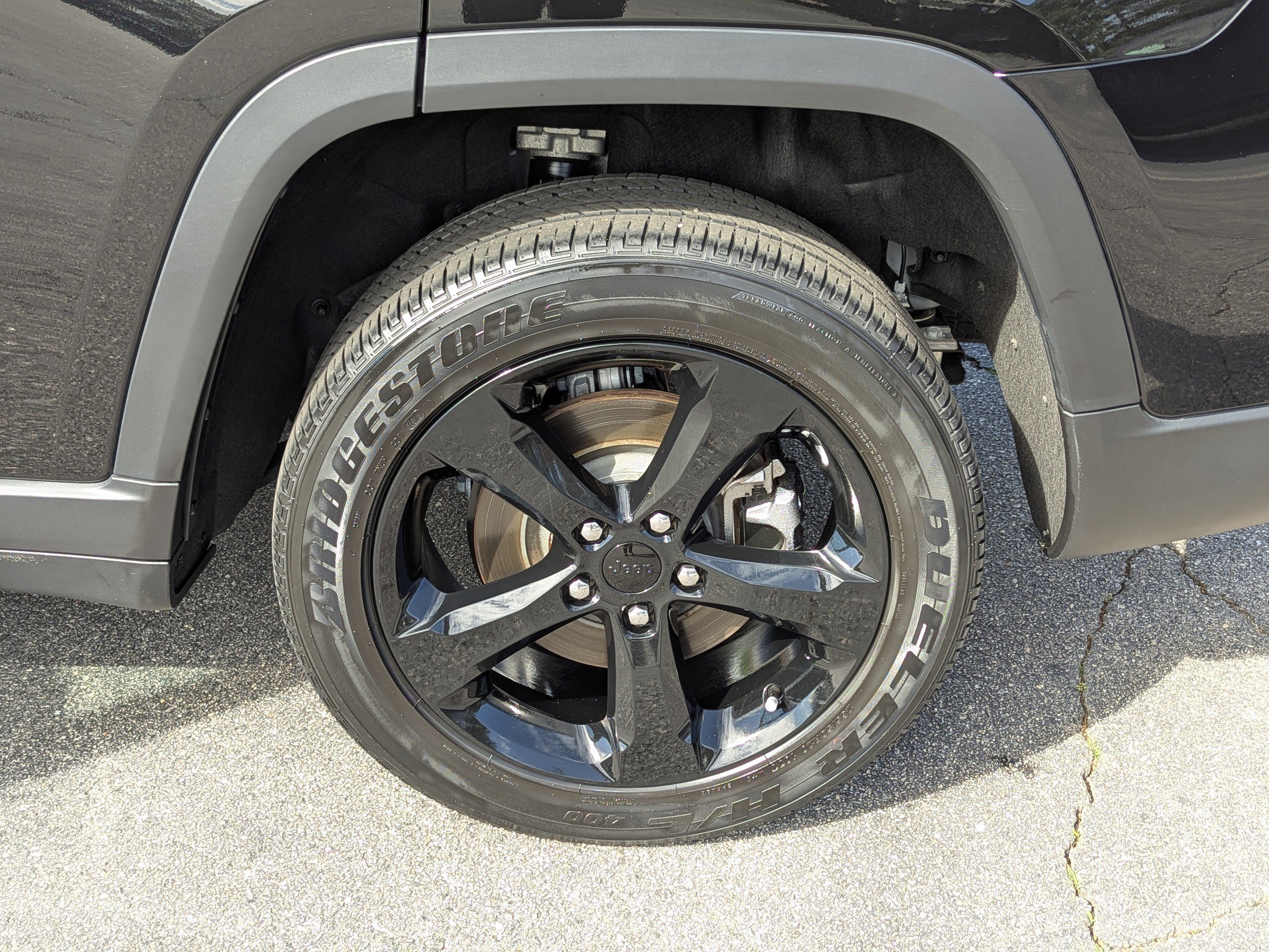 Certified 2023 Jeep Grand Cherokee L Laredo image 31